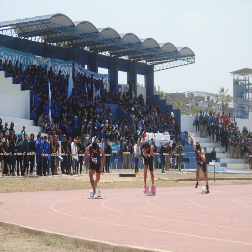 Cadetes tuvieron destacada participación en competencias de atletismo.